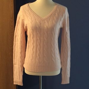 Marshall Fields soft pink v neck cashmere sweater
